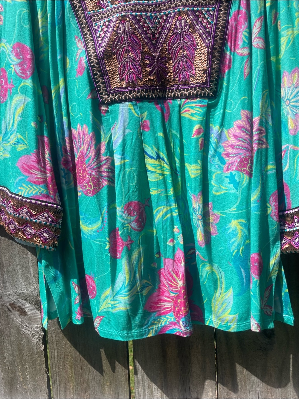 Soft Surroundings Sequined Turquoise Floral Embroidered V-Neck Blouse Sz 1X - Picture 3 of 13